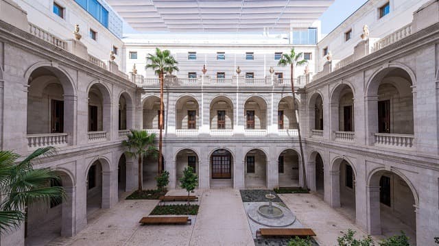 Malaga Museum (Customs Palace) en Málaga
