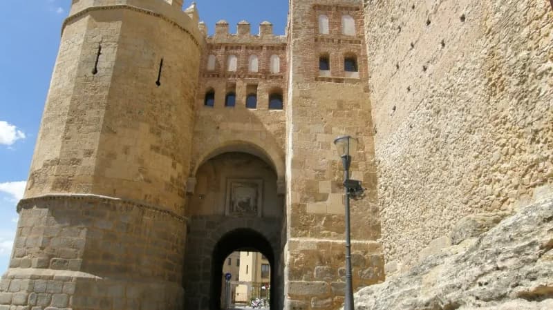 Gate of San Andrés of Segovia en Segovia