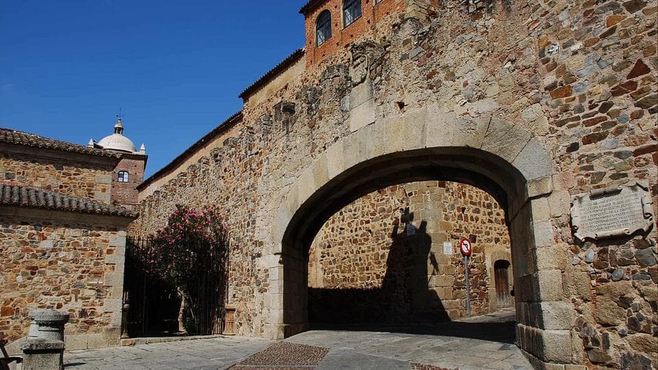 Arch of the star of Cáceres en Caceres