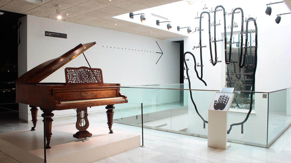 Interactive Museum of Music (MIMMA)