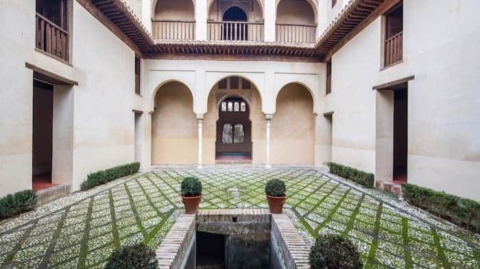 Dar al-Horra Palace